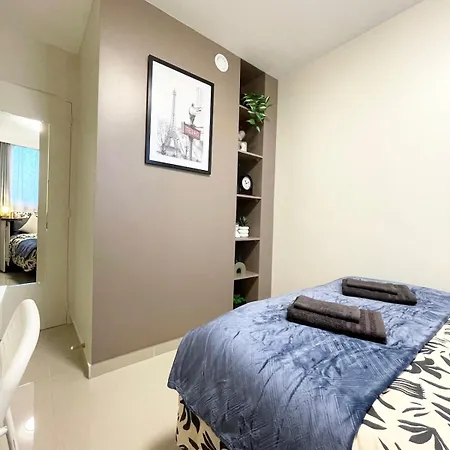 Appartamento New Modern In Center Metro 7 & 14 Maison Blanche Parigi